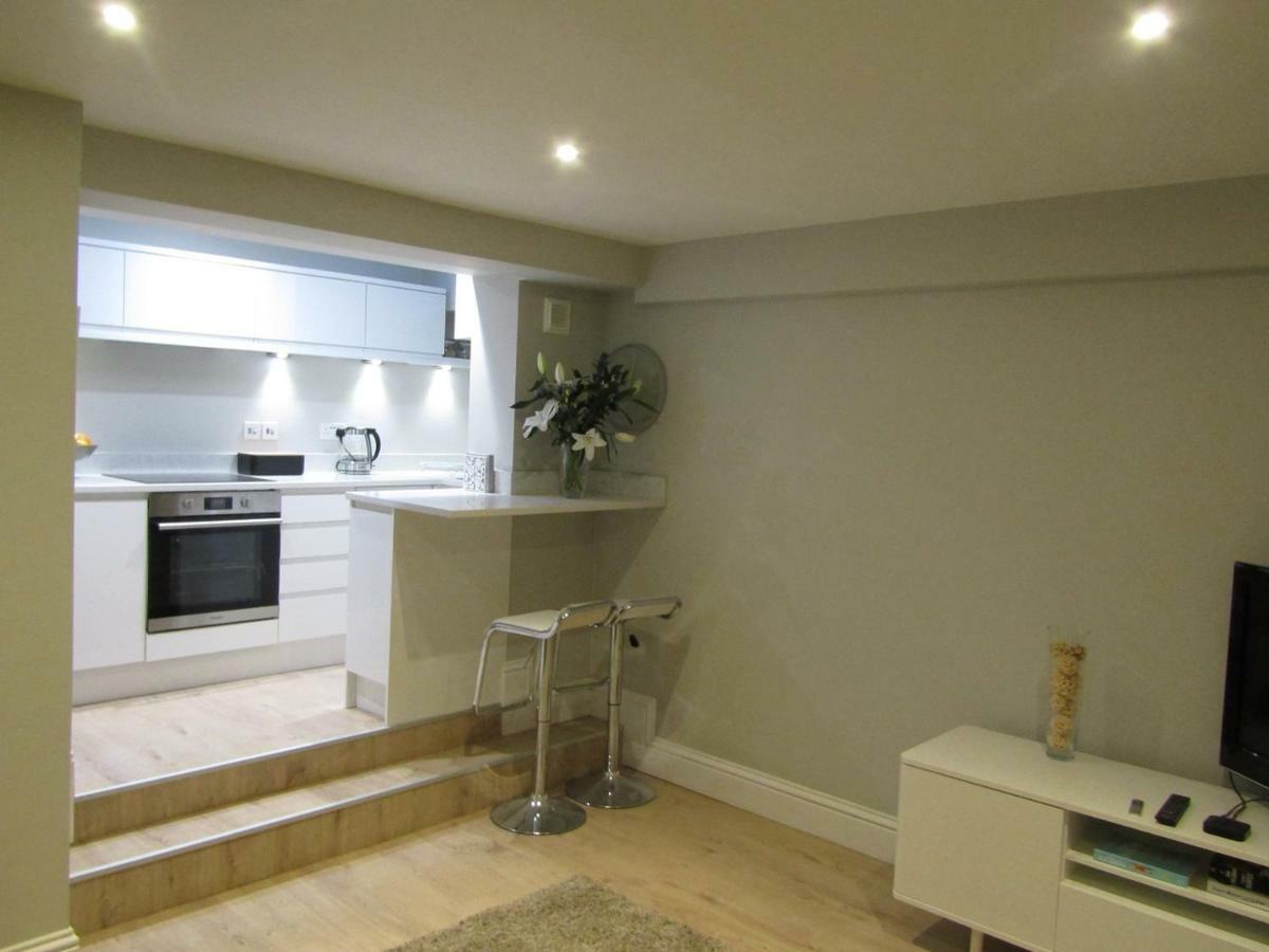 The Apartment, Lower Ground Floor, Clarendon Place 레밍톤 외부 사진