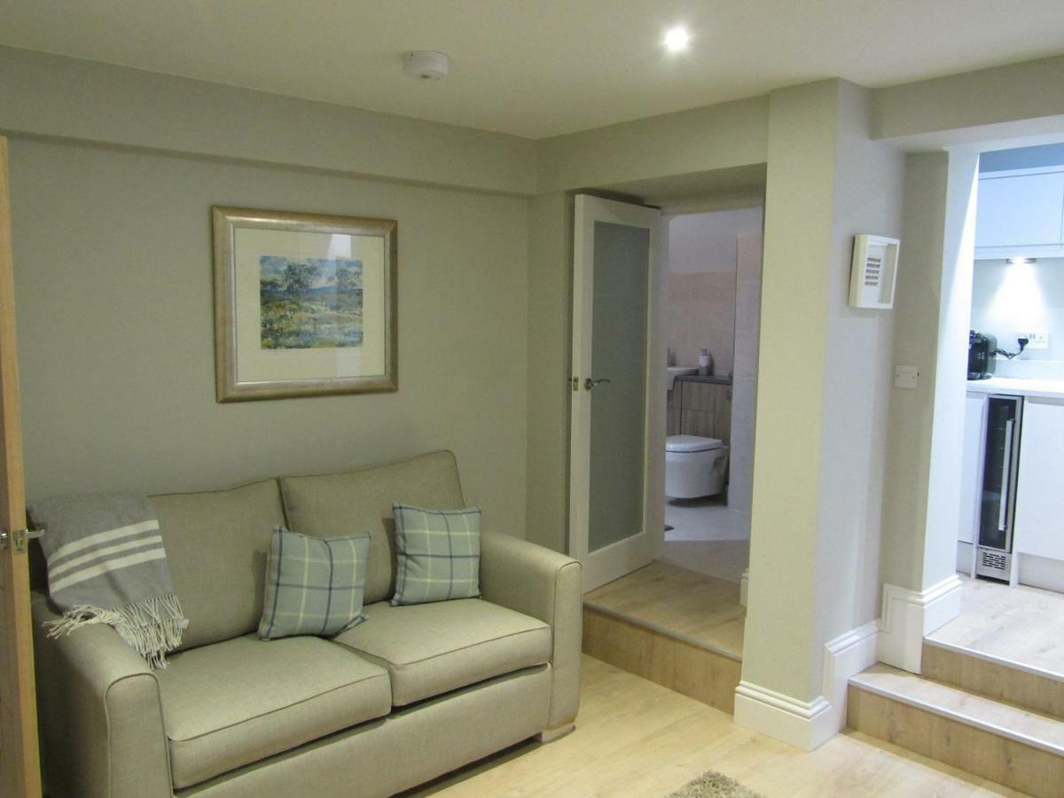 The Apartment, Lower Ground Floor, Clarendon Place 레밍톤 외부 사진